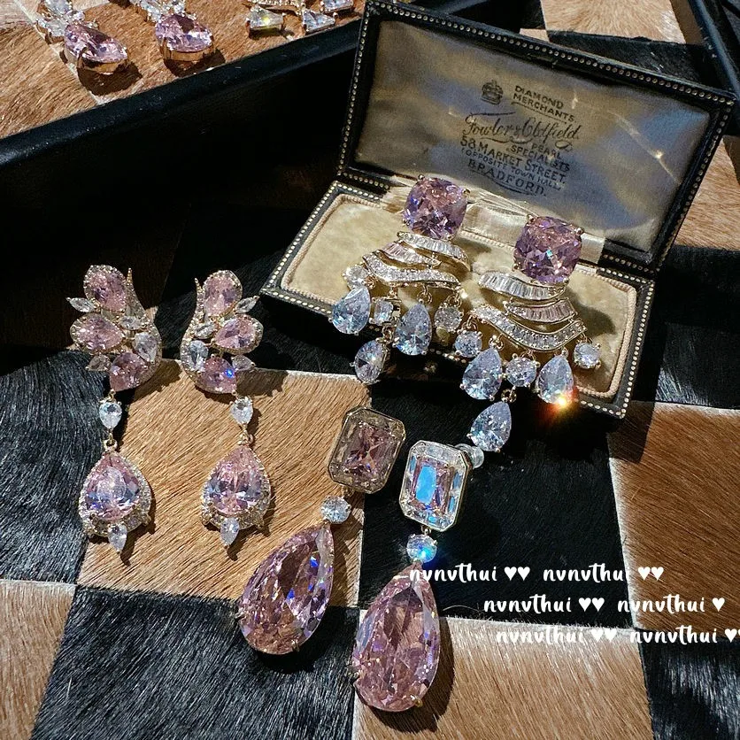 JitDoo Papalacha Pink Gemstone Personality Girl Zircon Water Drop Dangle Earring Women's Elegant Temperament Jewelry Accessories
JitDoo Papalacha Pink Gemstone Personality Girl Zircon Water Drop Dangle Earring Women's Elegant Temperament Jewelry Accessories