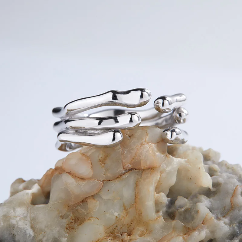 insUnique Design Sense, Versatile and ElegantS925Sterling Silver Open Universal Simple Ring Plain Band Xiaohongshu Hot Sale
insUnique Design Sense, Versatile and ElegantS925Sterling Silver Open Universal Simple Ring Plain Band Xiaohongshu Hot Sale
