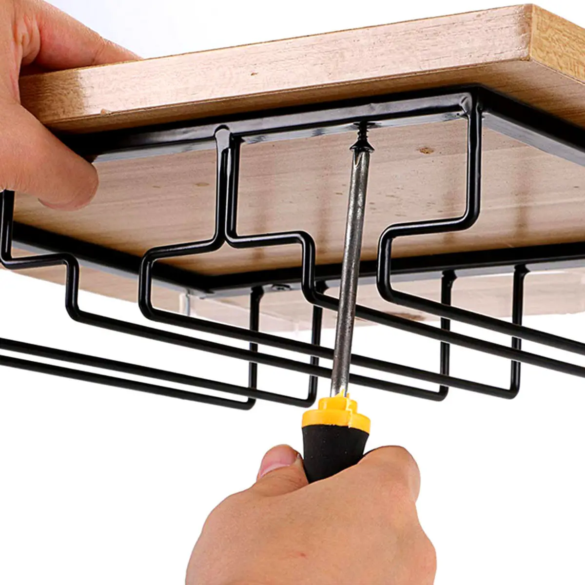 5-Slot Wine Glass Hanging Stand Heavy-Duty Iron Construction Simple Elegant Design for Goblet Storage Home Bar Cafe Use Glass
5-Slot Wine Glass Hanging Stand Heavy-Duty Iron Construction Simple Elegant Design for Goblet Storage Home Bar Cafe Use Glass