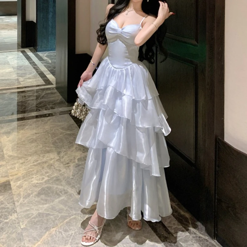 Beautiful Blue Suspender Dress Femininity Waist Ruffle Edge Evening Dress Long Dress Princess Skirt
Beautiful Blue Suspender Dress Femininity Waist Ruffle Edge Evening Dress Long Dress Princess Skirt