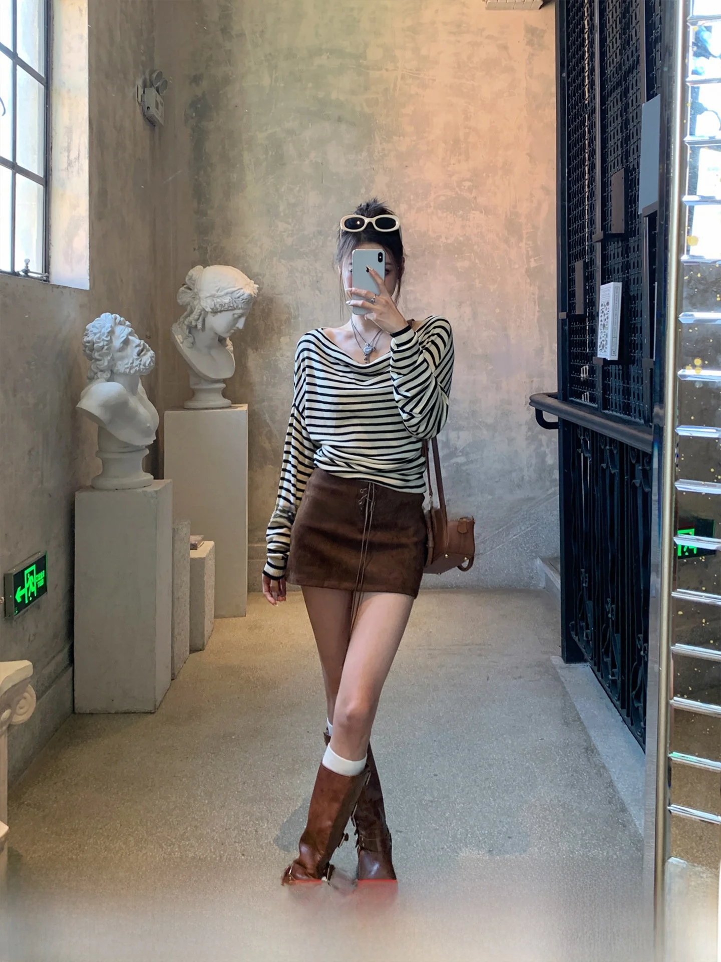 Женский трикотажный топ Cleanfit с открытыми плечами, облегающий, в полоску, эластичный, осенний, новый, универсальный, длинный рукав, футболка
Женский трикотажный топ Cleanfit с открытыми плечами, облегающий, в полоску, эластичный, осенний, новый, универсальный, длинный рукав, футболка