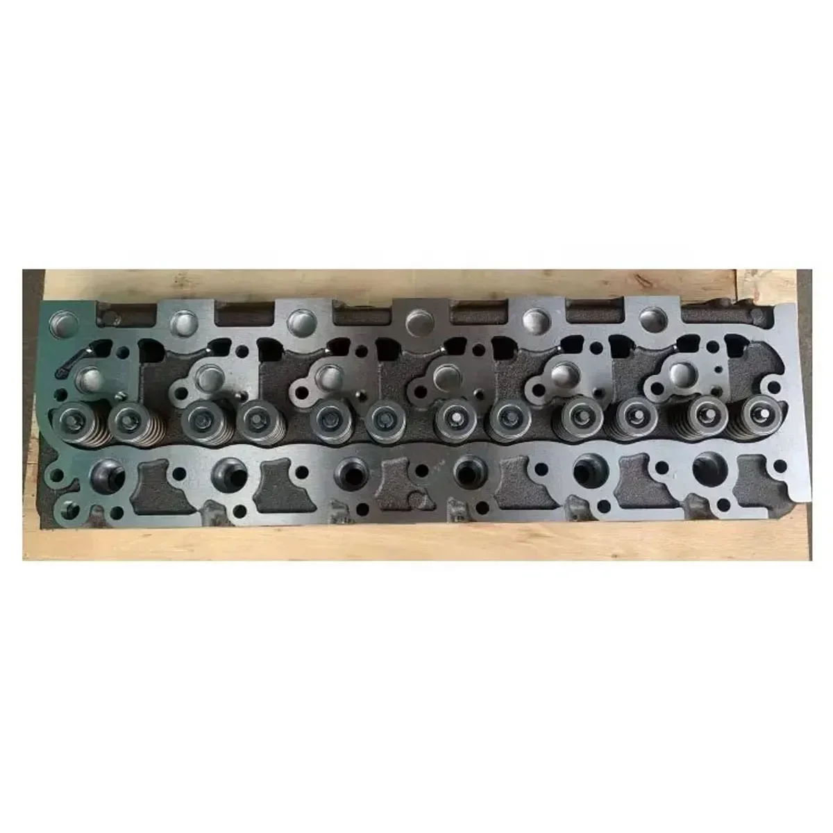 New Spare Parts S2800 Cylinder Head For Kubota Engine
New Spare Parts S2800 Cylinder Head For Kubota Engine