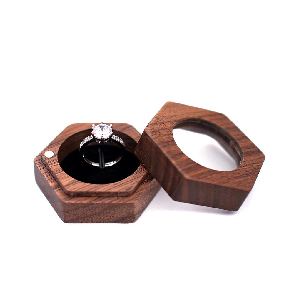Hexagon Flip Top Box Marry Jewelry Box Couple Magnetic Attraction Pendant Wooden Box Proposal Wedding Ring Earring Packaging Box
Hexagon Flip Top Box Marry Jewelry Box Couple Magnetic Attraction Pendant Wooden Box Proposal Wedding Ring Earring Packaging Box
