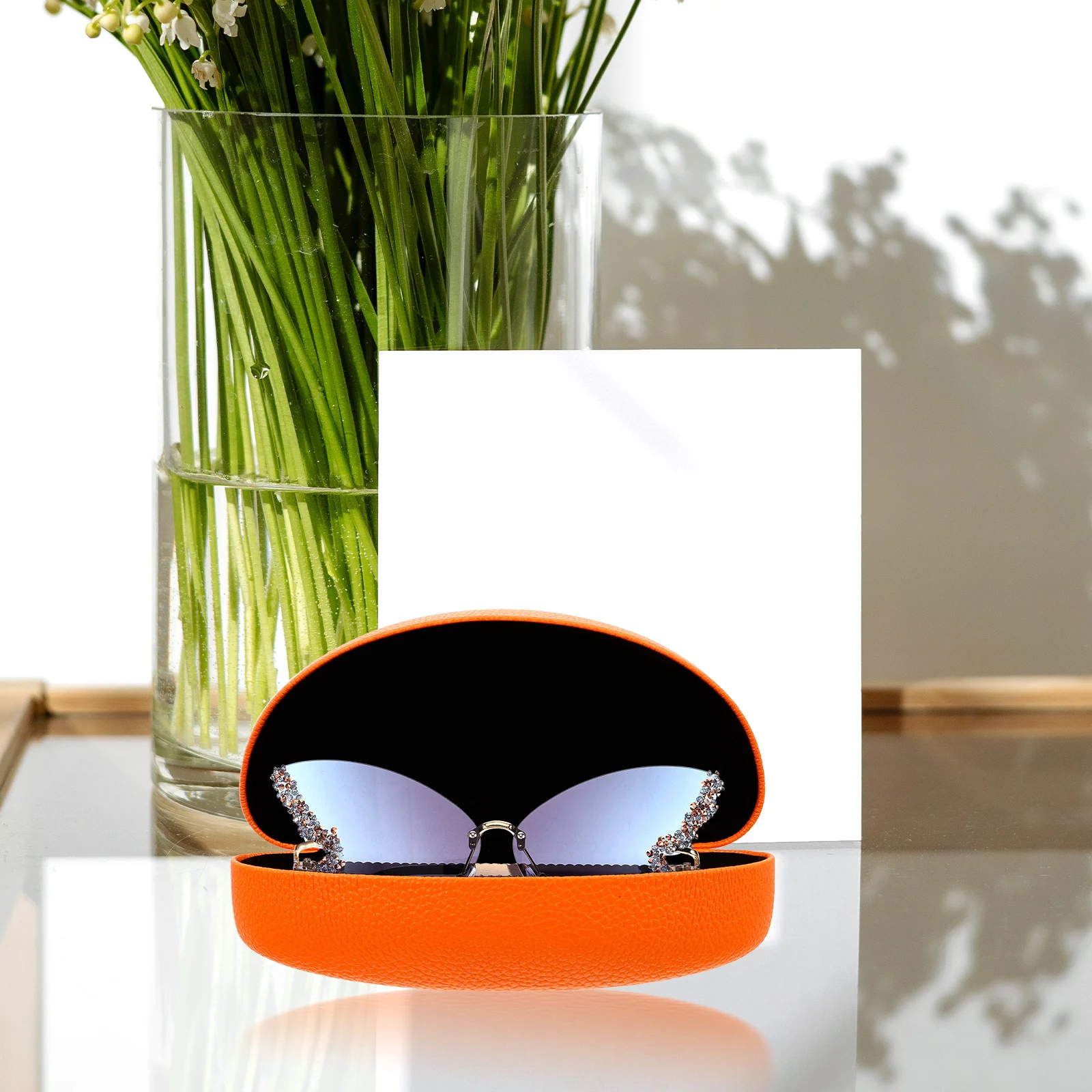 2Pcs Hard Sunglass Case Sturdy Eyewear Container Shockproof Glasses Case for Outdoor Adventure Compact Design for Men and Women
2Pcs Hard Sunglass Case Sturdy Eyewear Container Shockproof Glasses Case for Outdoor Adventure Compact Design for Men and Women