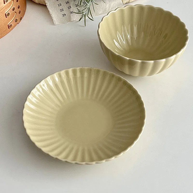 Ins Ceramic Dinner Plates Solid Color Underglaze Colour Ceramic Tableware Retro Household Versatile Round Rice Bowls
Ins Ceramic Dinner Plates Solid Color Underglaze Colour Ceramic Tableware Retro Household Versatile Round Rice Bowls