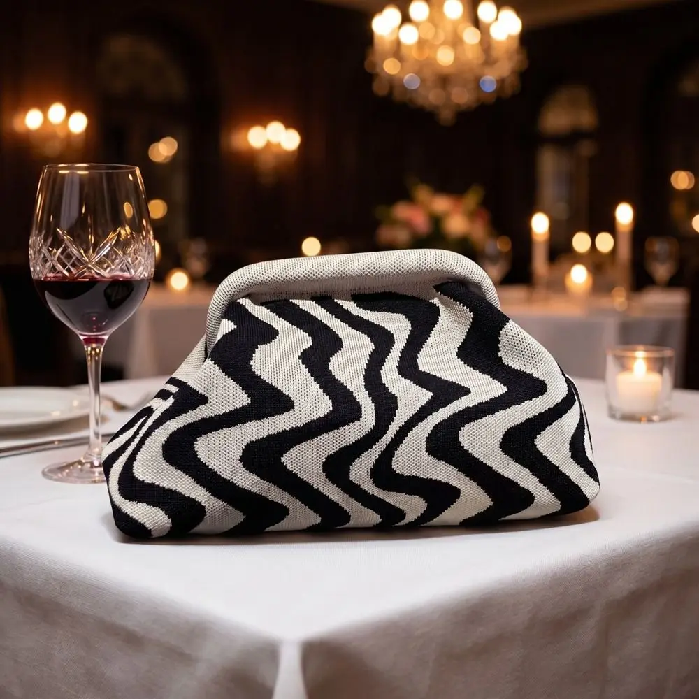Portable Vintage Knitted Coin Purse Geometric Striped Wavy Pattern Evening Bag Large Capacity Polyester Crochet Clutch Bag Daily
Portable Vintage Knitted Coin Purse Geometric Striped Wavy Pattern Evening Bag Large Capacity Polyester Crochet Clutch Bag Daily