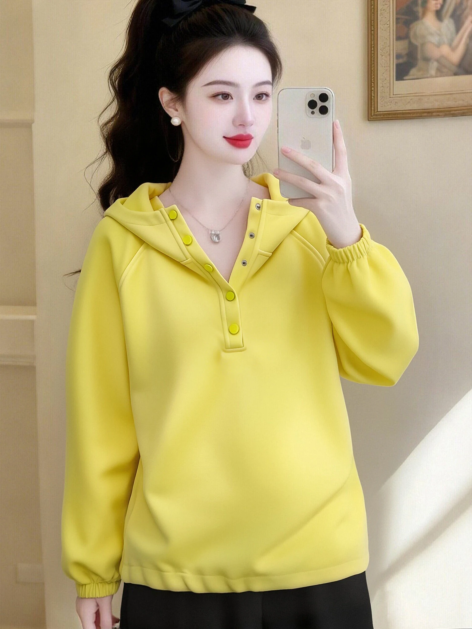 Elegant Women's Sweatshirt Spring Autumn Loose Casual Base Layer Shirt Beautiful Top Korean Style Long Sleeve Color
Elegant Women's Sweatshirt Spring Autumn Loose Casual Base Layer Shirt Beautiful Top Korean Style Long Sleeve Color