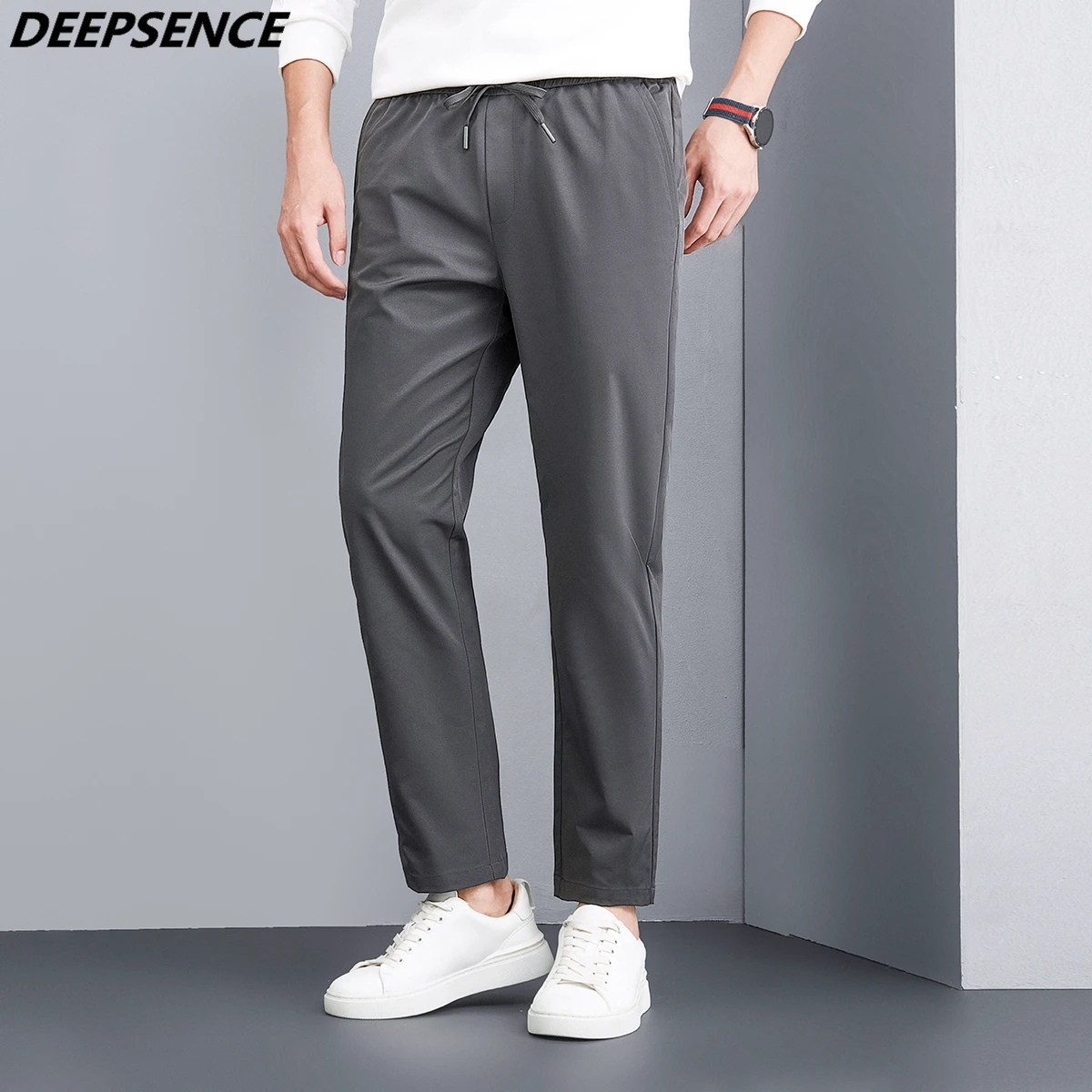 2022 Men Light Business Casual Straight Pants Oversize Baggy Four Seasons Harajuku Streetwear Trousers for Men Khaki Black
2022 Men Light Business Casual Straight Pants Oversize Baggy Four Seasons Harajuku Streetwear Trousers for Men Khaki Black