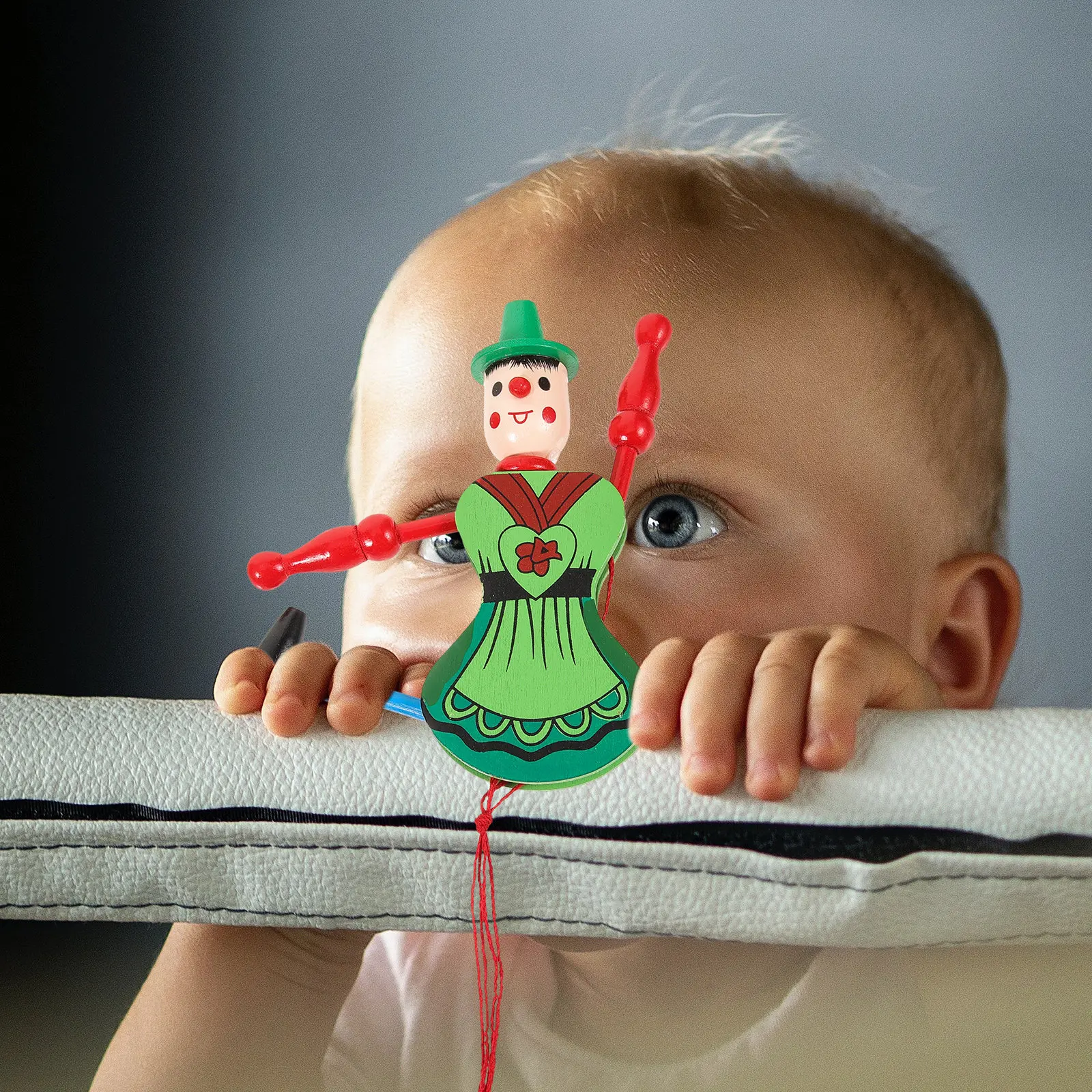 4Pcs Wood Hanging Pull String Puppet Vintage Style Movable Hands Feet Fun Interactive Ornament for Children Storytelling Play
4Pcs Wood Hanging Pull String Puppet Vintage Style Movable Hands Feet Fun Interactive Ornament for Children Storytelling Play