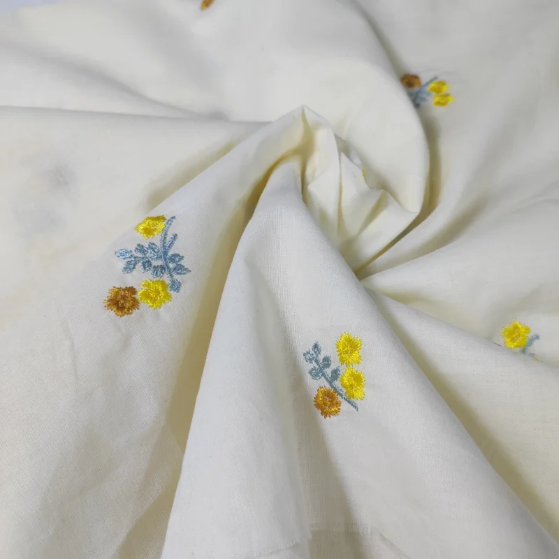 Polyester Cotton Fabric Embroidered Flowers White Shirt Skirt Sewn Clothes Tablecloth DIY Fabric
Polyester Cotton Fabric Embroidered Flowers White Shirt Skirt Sewn Clothes Tablecloth DIY Fabric