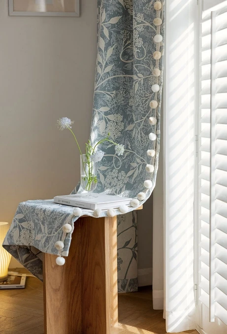 Senior Sense of French Antique Style Chenille Customize Curtains for Living Dining Room Bedroom New Curtain High Shading
Senior Sense of French Antique Style Chenille Customize Curtains for Living Dining Room Bedroom New Curtain High Shading