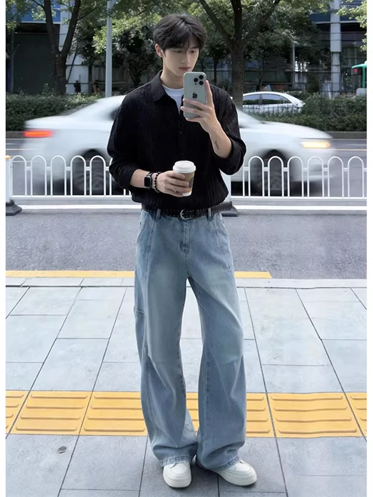 Light Blue Washed Pleated Wide Leg Straight Cut Men's Jeans Summer Design Loose Fit Workwear Trousers Knife Denim
Light Blue Washed Pleated Wide Leg Straight Cut Men's Jeans Summer Design Loose Fit Workwear Trousers Knife Denim