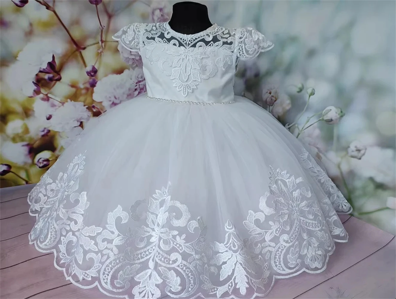Customized Flower Girl Dress For Wedding Appliques Bow Sleeveless Floor Length Elegant Kids Birthday First Communion Gown New
Customized Flower Girl Dress For Wedding Appliques Bow Sleeveless Floor Length Elegant Kids Birthday First Communion Gown New