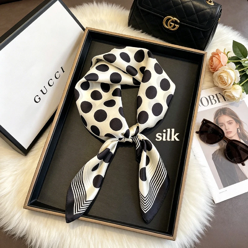 Black and White Polka Dot Silk Medium Square Scarf Sunscreen Commuter Neck Protection Versatile Mulberry Silk Scarf
Black and White Polka Dot Silk Medium Square Scarf Sunscreen Commuter Neck Protection Versatile Mulberry Silk Scarf