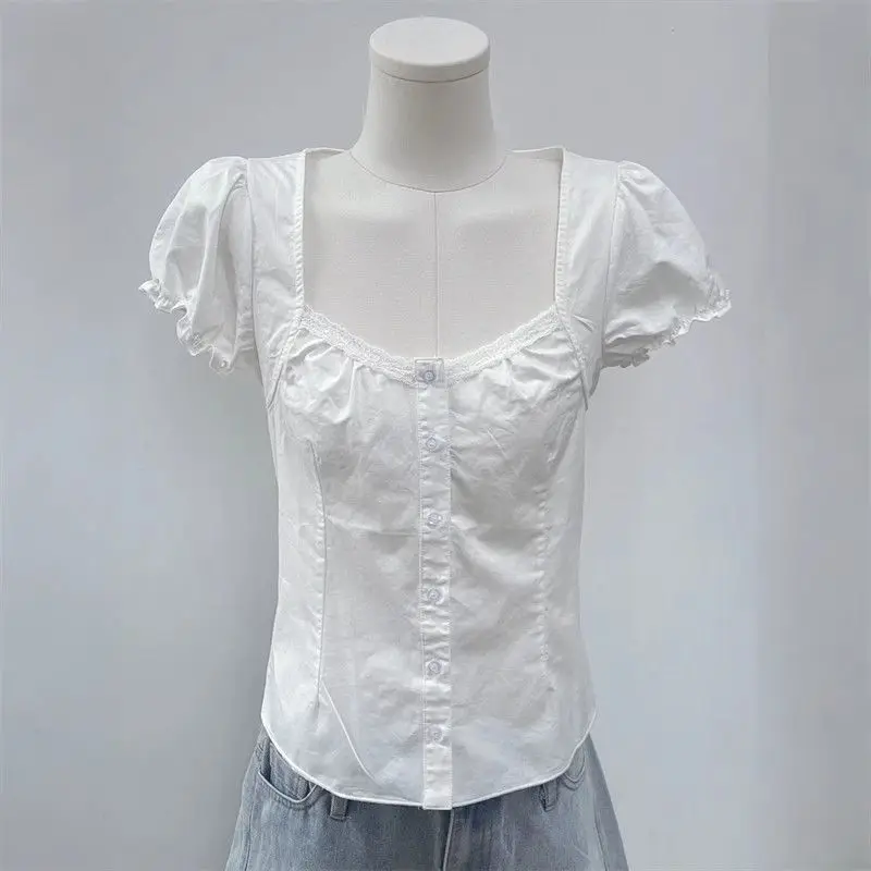 Hmsevenjz White Lace Bubble Sleeve Shirt Women's Summer Ruffle Edge Square Collar Single Breasted Shirt Fashion Female Clothes
Hmsevenjz White Lace Bubble Sleeve Shirt Women's Summer Ruffle Edge Square Collar Single Breasted Shirt Fashion Female Clothes