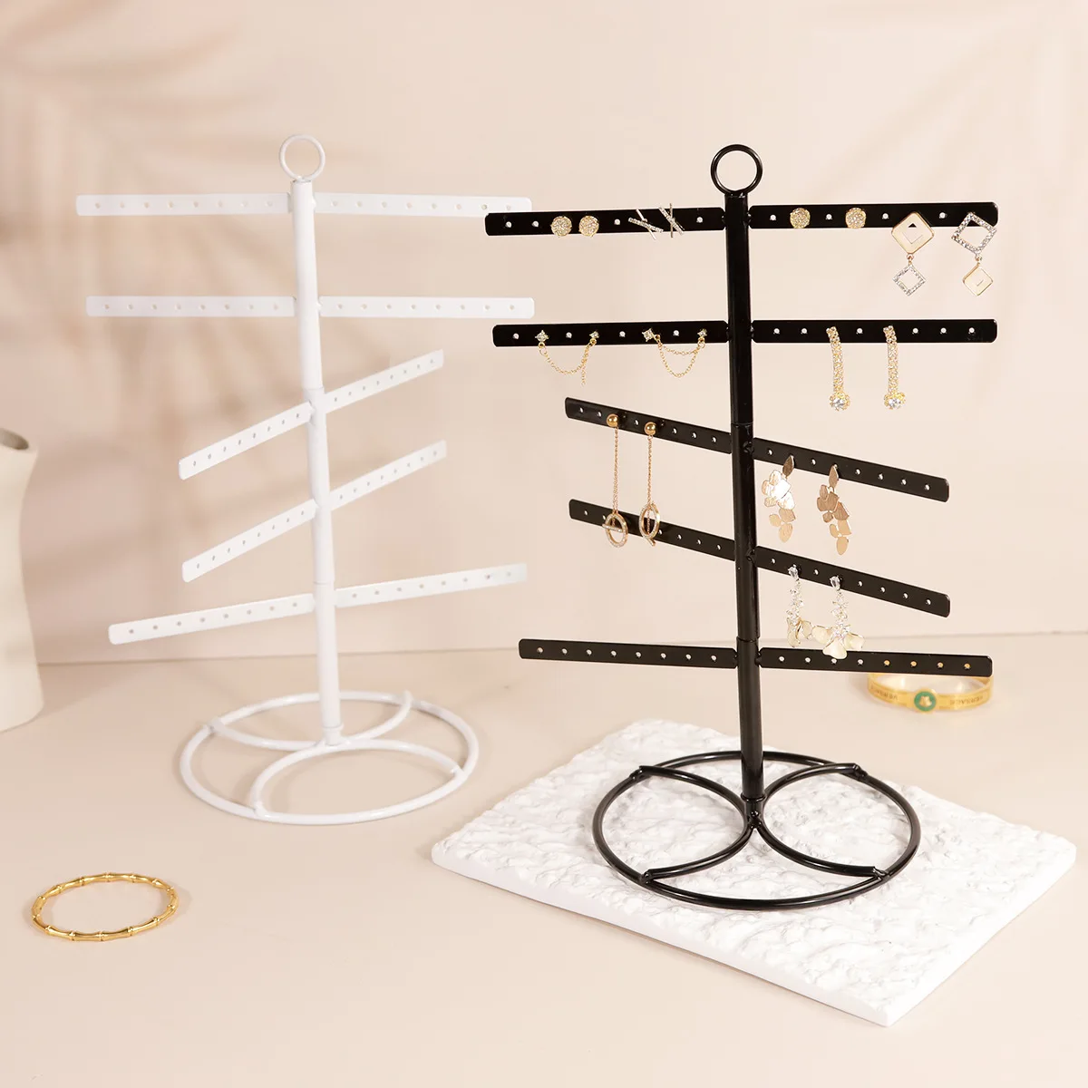 Multi Layer Iron Earring Display Rack Large Capacity Ear Stud Holder Metal Jewelry Display Stand For Boutique Store
Multi Layer Iron Earring Display Rack Large Capacity Ear Stud Holder Metal Jewelry Display Stand For Boutique Store
