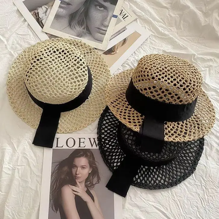 Women Hollow Out Straw Sun Hat Boho Beach Fedora Wide Brim Breathable Raffia Hat Summer Vacation Travel Elegant Flat Cap
Women Hollow Out Straw Sun Hat Boho Beach Fedora Wide Brim Breathable Raffia Hat Summer Vacation Travel Elegant Flat Cap
