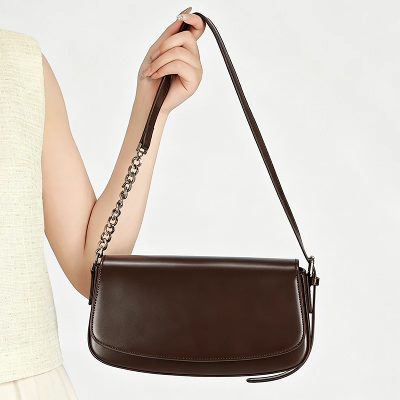 Genuine Cowhide Leather Hobo Bag for Women Smooth Leather Shoulder Crossbody Bag with Silver Chain Strap Daily Messenger Bag
Genuine Cowhide Leather Hobo Bag for Women Smooth Leather Shoulder Crossbody Bag with Silver Chain Strap Daily Messenger Bag
