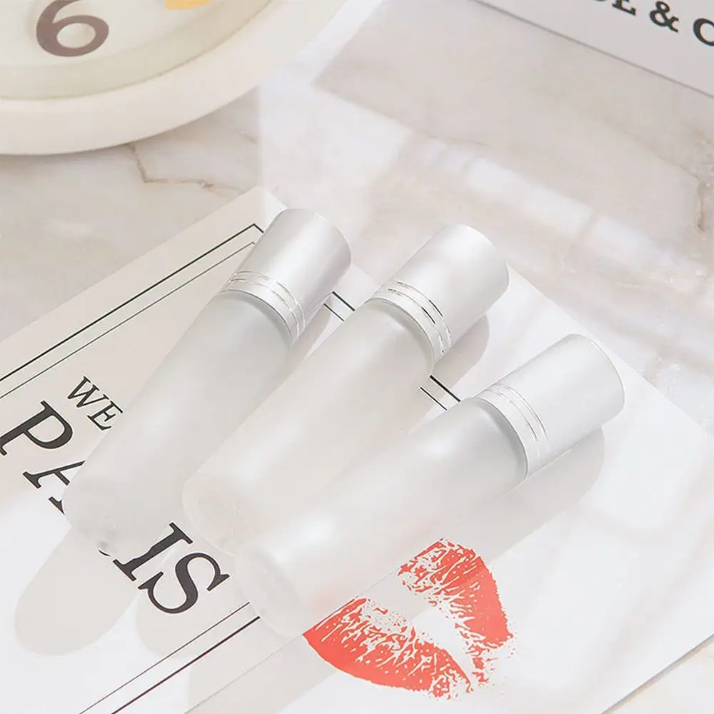 Mini 10ml Cosmetic Containers Matte Sample Vials Essential Oil Bottle Case Empty Rollerball Bottles Refillable Bottle
Mini 10ml Cosmetic Containers Matte Sample Vials Essential Oil Bottle Case Empty Rollerball Bottles Refillable Bottle