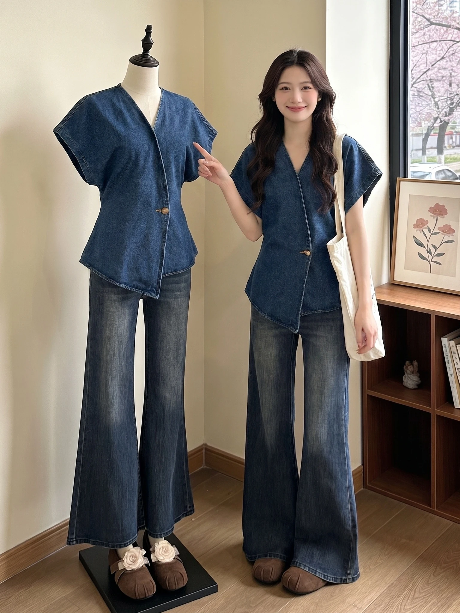 Elegant Thin Denim V-Neck Short Sleeve Shirt Women's Summer New Large Size Fat MM Irregular Top Korean Style Commute Wind
Elegant Thin Denim V-Neck Short Sleeve Shirt Women's Summer New Large Size Fat MM Irregular Top Korean Style Commute Wind