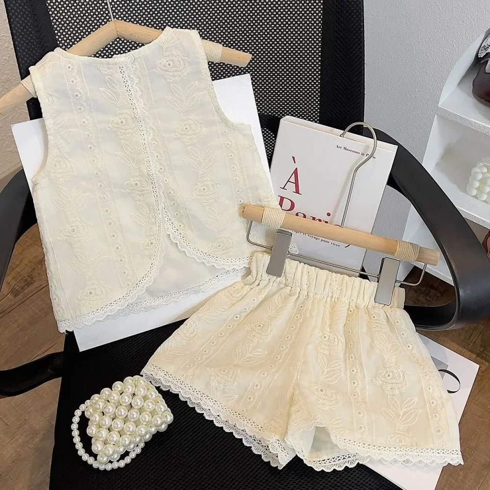 High Quality Summer Children Girls Lace Vest Shorts Cotton Embroidery 2pc Set Korean Baby Kids Birthday Princess Clothes Trendy
High Quality Summer Children Girls Lace Vest Shorts Cotton Embroidery 2pc Set Korean Baby Kids Birthday Princess Clothes Trendy