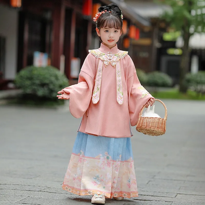 Китайские детские костюмы Hanfu для девочек, платье с вышивкой феи, костюм принцессы Тан, детское традиционное китайское платье для выступлений, косплей
Китайские детские костюмы Hanfu для девочек, платье с вышивкой феи, костюм принцессы Тан, детское традиционное китайское платье для выступлений, косплей