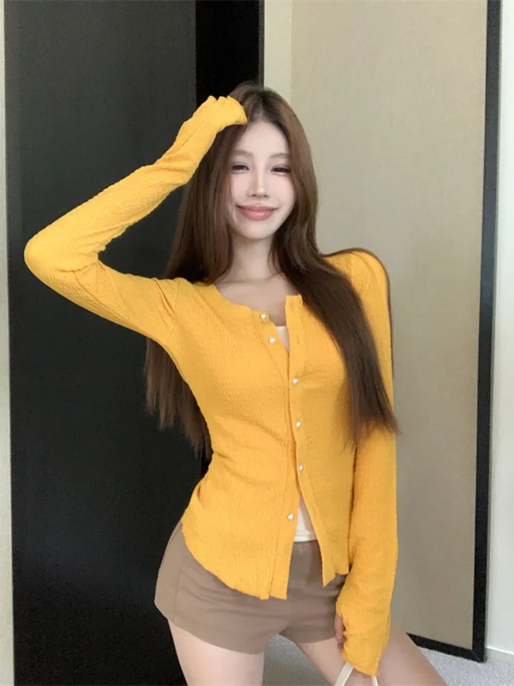 Yellow Long Sleeve Knitted Puff Sleeve Pearl Button Waist Cinched Slimming Cardigan Top for Early Autumn Women's Fashion
Yellow Long Sleeve Knitted Puff Sleeve Pearl Button Waist Cinched Slimming Cardigan Top for Early Autumn Women's Fashion