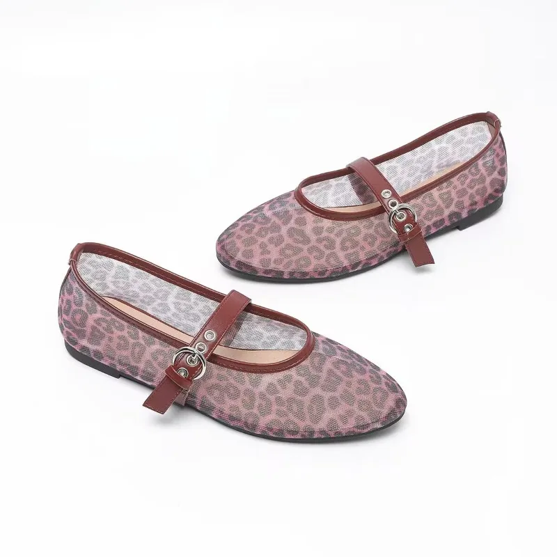 2025 Luxury Brand Designer Women's Flat Shoes Printed Buckle Ballet Women's Shoes Comfortable Soft Sole Summer Casual Sandals
2025 Luxury Brand Designer Women's Flat Shoes Printed Buckle Ballet Women's Shoes Comfortable Soft Sole Summer Casual Sandals
