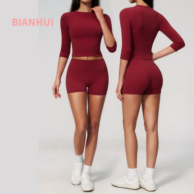 Sportswear Workout Clothes 2026 New Yoga Outfit Set For Women Slim Fit Mid Sleeve Shorts Outdoor Fitness Half Sleeve Sports Suit
Sportswear Workout Clothes 2026 New Yoga Outfit Set For Women Slim Fit Mid Sleeve Shorts Outdoor Fitness Half Sleeve Sports Suit
