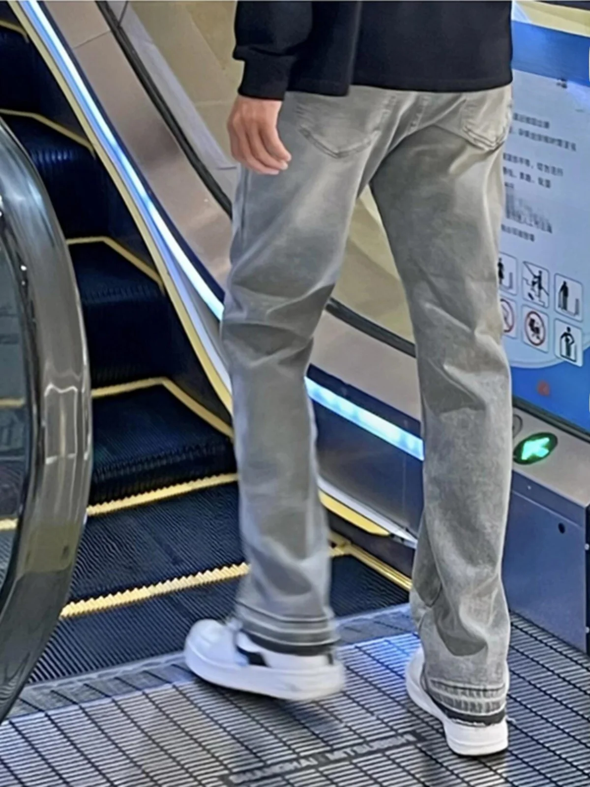 Мужские джинсы Slim Fit с флисовой подкладкой, цвета цементно-серого, осенне-зимние, в американском уличном стиле, прямого кроя, теплые, модные брюки
Мужские джинсы Slim Fit с флисовой подкладкой, цвета цементно-серого, осенне-зимние, в американском уличном стиле, прямого кроя, теплые, модные брюки