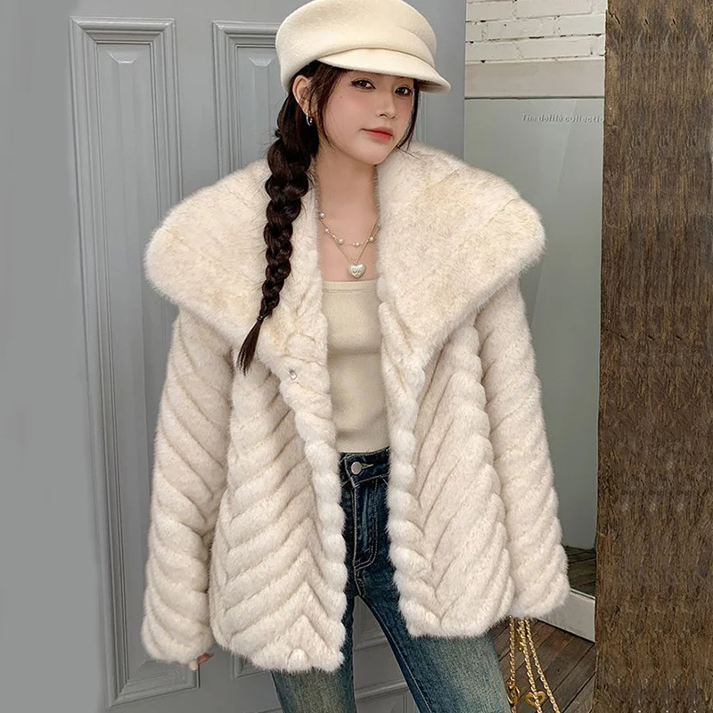 Woman Winter Coats Faux Fur Coat Women Fluffy Jacket Long Sleeve Woman Coat Female Luxury Outerwears Coats for Woman Clothing
Woman Winter Coats Faux Fur Coat Women Fluffy Jacket Long Sleeve Woman Coat Female Luxury Outerwears Coats for Woman Clothing