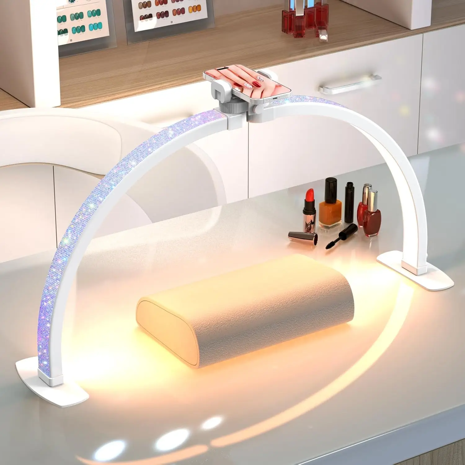 Профессиональная настольная лампа для маникюра 29 дюймов в форме полумесяца с держателем для телефона, инкрустированная стразами, для салонов и маникюрных столов
Профессиональная настольная лампа для маникюра 29 дюймов в форме полумесяца с держателем для телефона, инкрустированная стразами, для салонов и маникюрных столов