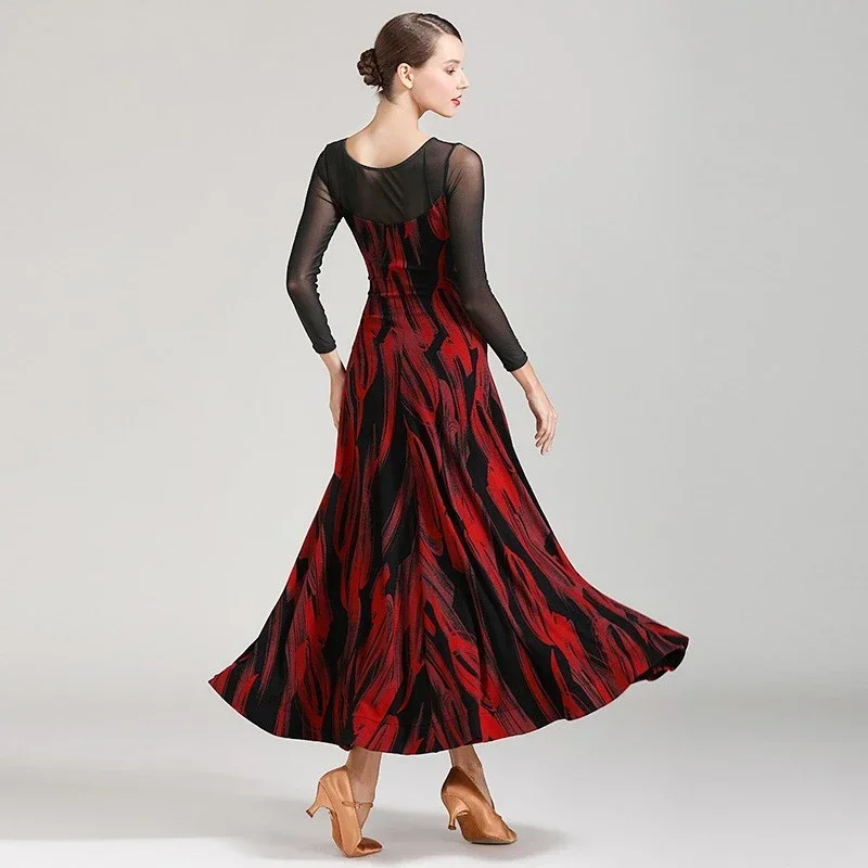 Modern dance dress, national standard dance costume, social dance practice dress
Modern dance dress, national standard dance costume, social dance practice dress