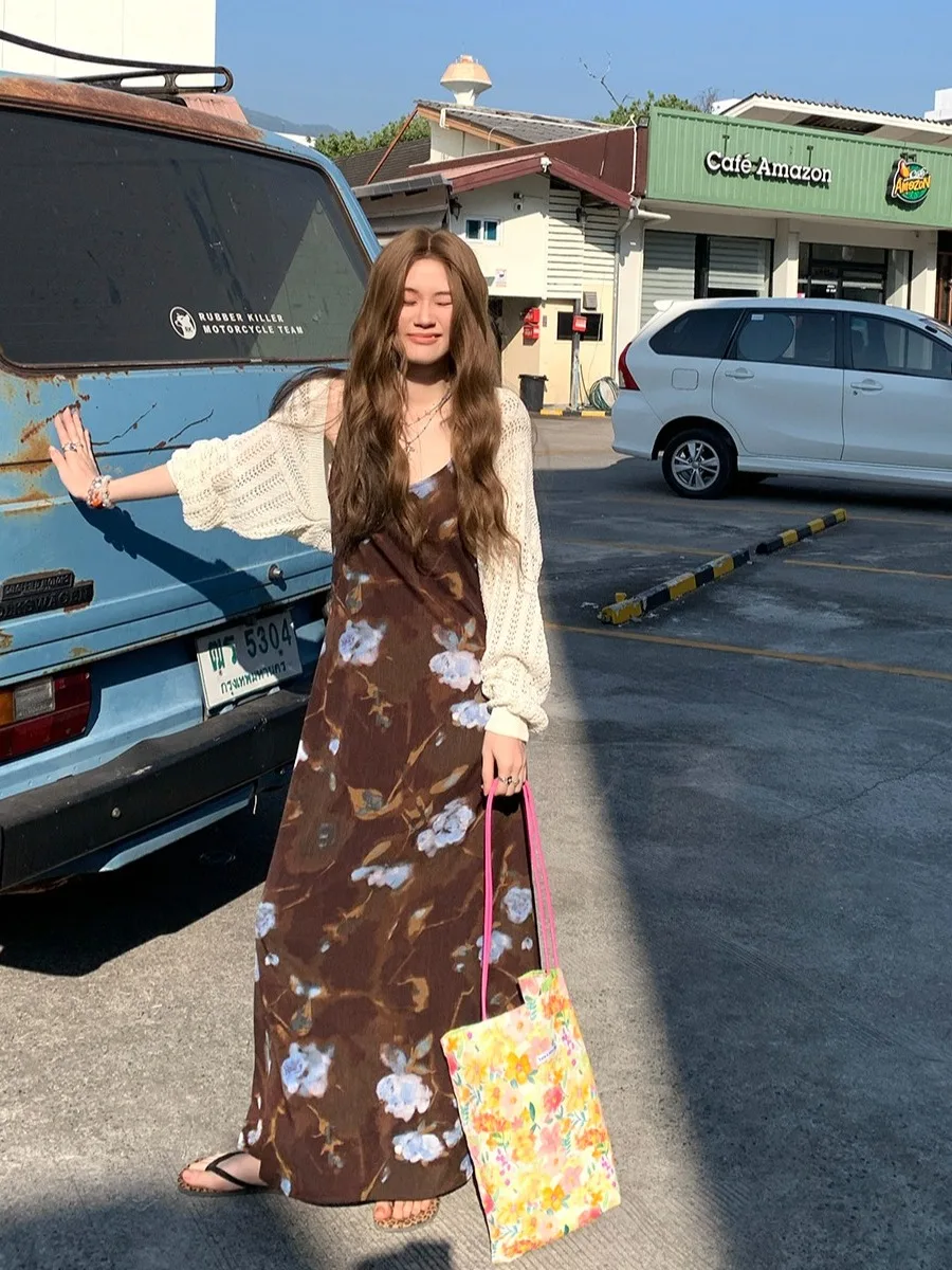 plus Size Elegant Floral Print Dress And Cardigan Set V Neck Hollow out Design Summer New Style Women's Fashion plus Size Out...
plus Size Elegant Floral Print Dress And Cardigan Set V Neck Hollow out Design Summer New Style Women's Fashion plus Size Out...