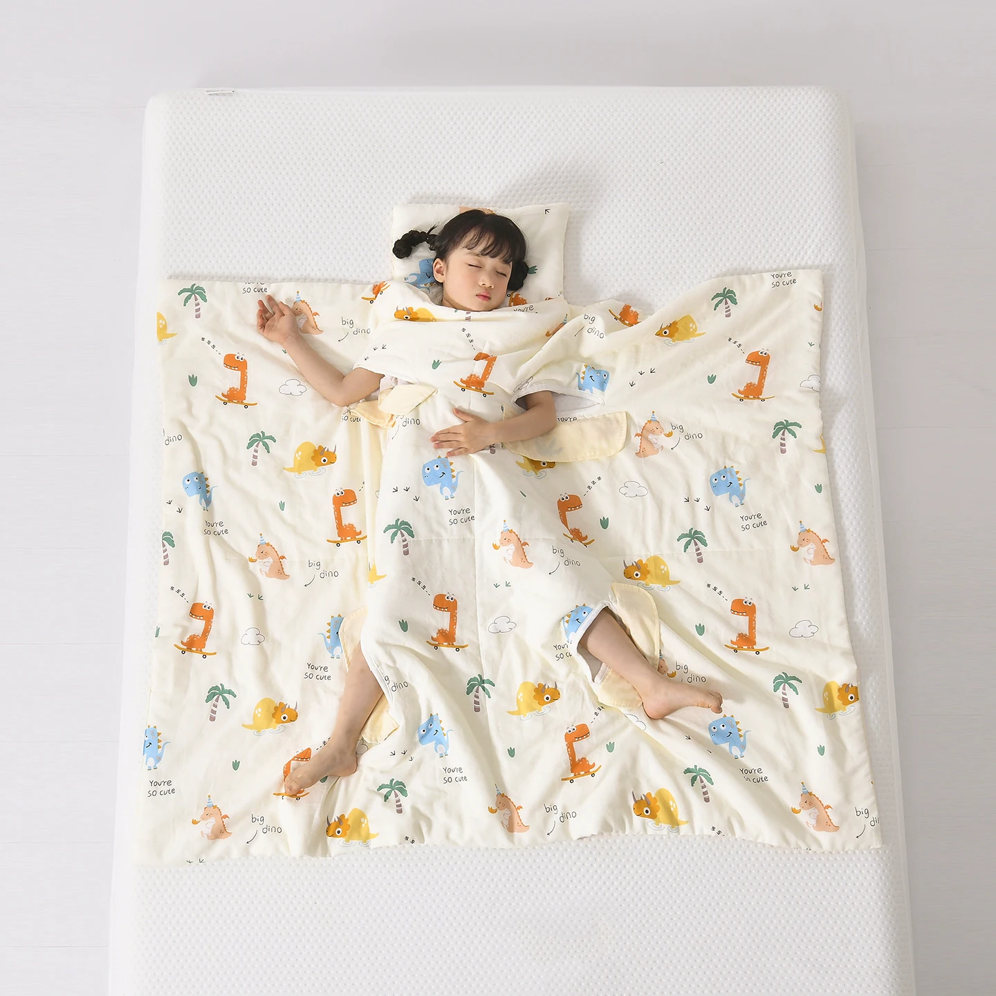 100% Cotton Children's Summer Quilt Anti-Kick Quilt 2025 Four-layer Gauze Multifunctional Blanket Kindergarten Baby Summer Quilt
100% Cotton Children's Summer Quilt Anti-Kick Quilt 2025 Four-layer Gauze Multifunctional Blanket Kindergarten Baby Summer Quilt