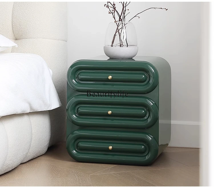 Petite bedside table, retro bedroom bedside storage locker creative bedside table
Petite bedside table, retro bedroom bedside storage locker creative bedside table