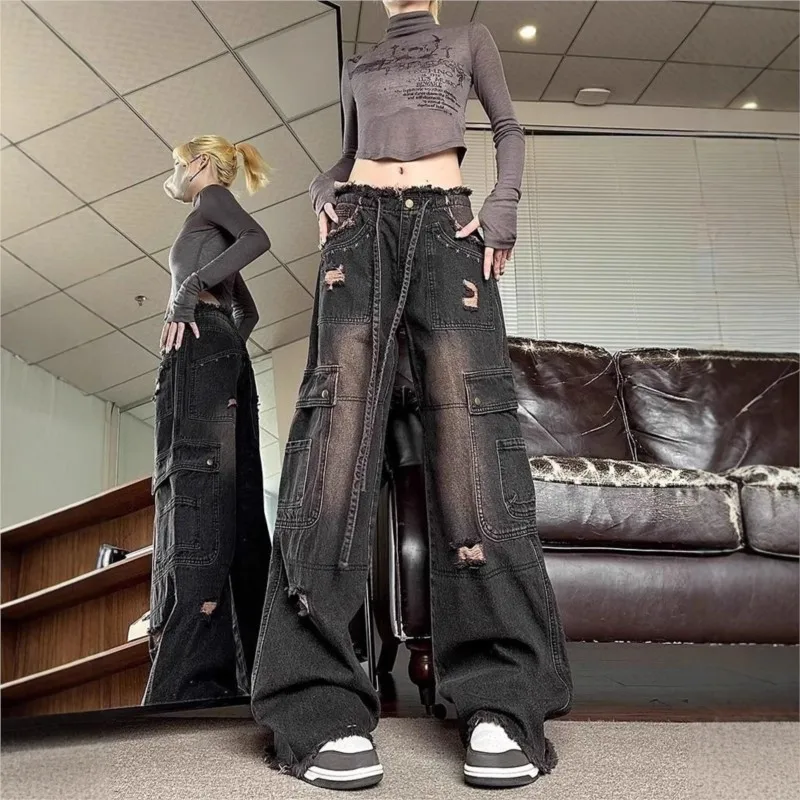 Trendy jeans for women 2025 spring and summer versatile new American high street retro high waist loose straight wide leg pants
Trendy jeans for women 2025 spring and summer versatile new American high street retro high waist loose straight wide leg pants