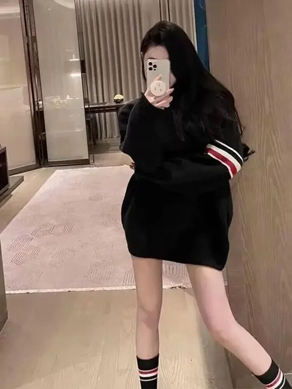 Knit sweater female autumn and winter round neck loose mid-long pullover fashion style long sleeve blouse long sleeve
Knit sweater female autumn and winter round neck loose mid-long pullover fashion style long sleeve blouse long sleeve