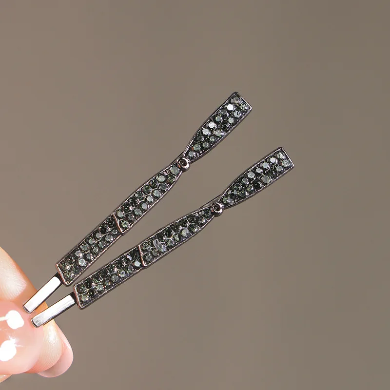2PC Fashion Advanced Simply Grey Crystal Hair Side Clips Vintage Alloy Hairpin for Girls Women Korean Hair Accessories
2PC Fashion Advanced Simply Grey Crystal Hair Side Clips Vintage Alloy Hairpin for Girls Women Korean Hair Accessories