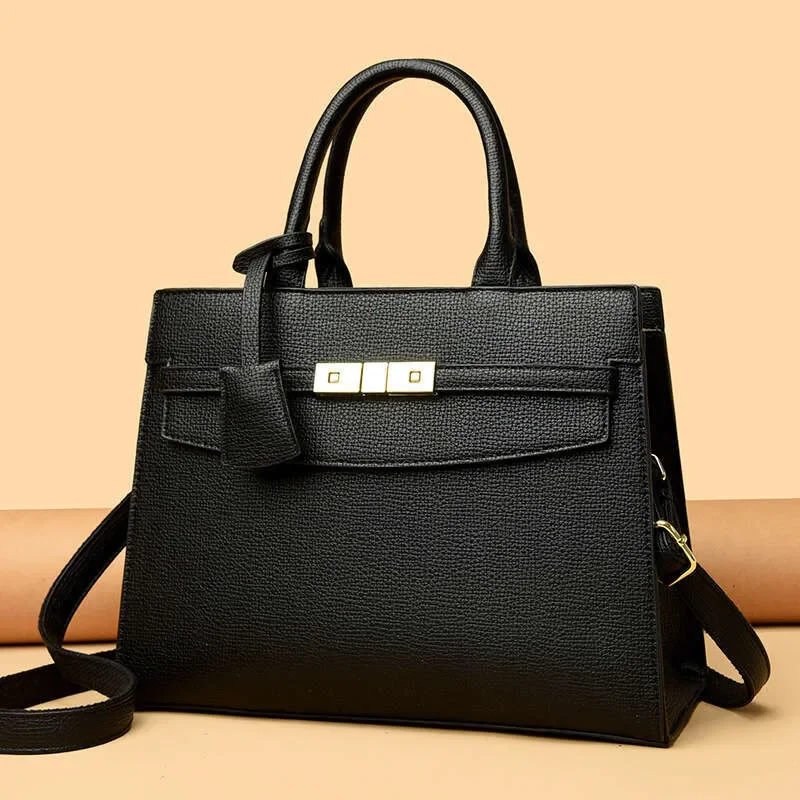 Handbag New Fashion High-end Sense Elegant Temperament Shoulder Large Capacity Commuter Women's Tote Bag
Handbag New Fashion High-end Sense Elegant Temperament Shoulder Large Capacity Commuter Women's Tote Bag