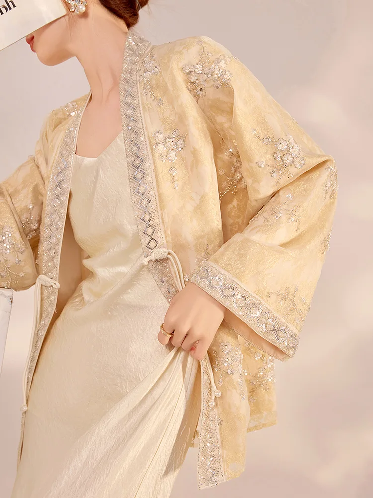Chinese Tang Suit Clothes Luxury Sequin Embroidery Hanfu Vintage Mandarin Collar Jacket Lady Elegant Tops Spring Autumn Outwear
Chinese Tang Suit Clothes Luxury Sequin Embroidery Hanfu Vintage Mandarin Collar Jacket Lady Elegant Tops Spring Autumn Outwear