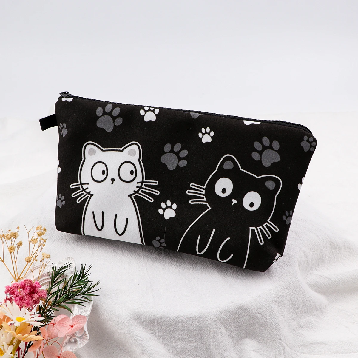Cute Black Cat Women's Storage Organizer Makeups Bags Portable Cosmetic Pouch Travel Cosmetics Bag Makeup Accessory
Cute Black Cat Women's Storage Organizer Makeups Bags Portable Cosmetic Pouch Travel Cosmetics Bag Makeup Accessory