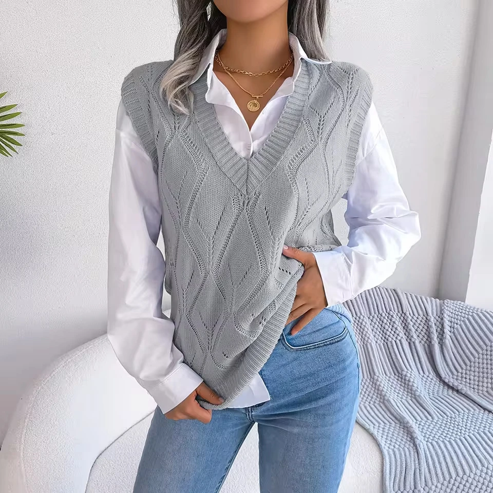 Women's Sweater Vest Casual Sleeveless V Neck Houndstooth Knit Sweater 2023 Fall Aesthetic Sweaters Tops Lady Jumper Coats
Women's Sweater Vest Casual Sleeveless V Neck Houndstooth Knit Sweater 2023 Fall Aesthetic Sweaters Tops Lady Jumper Coats