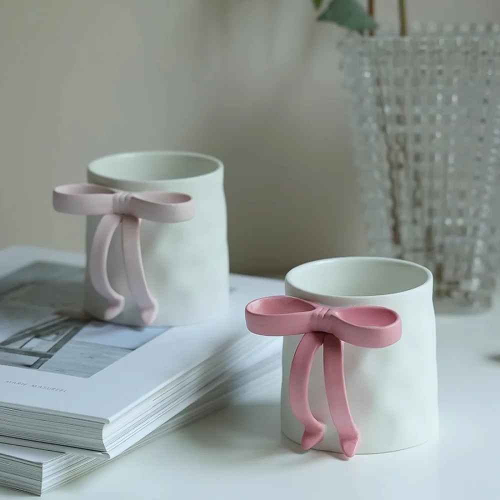 Nordic Ins Bow Ceramic Mug Ornaments Living Room Kitchen Bedroom Milk Coffee Mug Crafts Birthday Gifts Decoration Accessories
Nordic Ins Bow Ceramic Mug Ornaments Living Room Kitchen Bedroom Milk Coffee Mug Crafts Birthday Gifts Decoration Accessories
