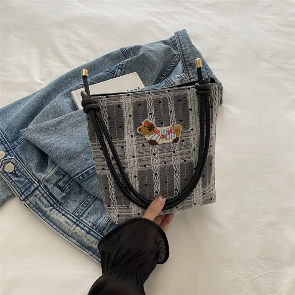 Korean Style Puppy Underarm Bucket Bag Wave Point Handhold Shoulder Bag Light Weight Sweet Woman Handbag Gifts
Korean Style Puppy Underarm Bucket Bag Wave Point Handhold Shoulder Bag Light Weight Sweet Woman Handbag Gifts