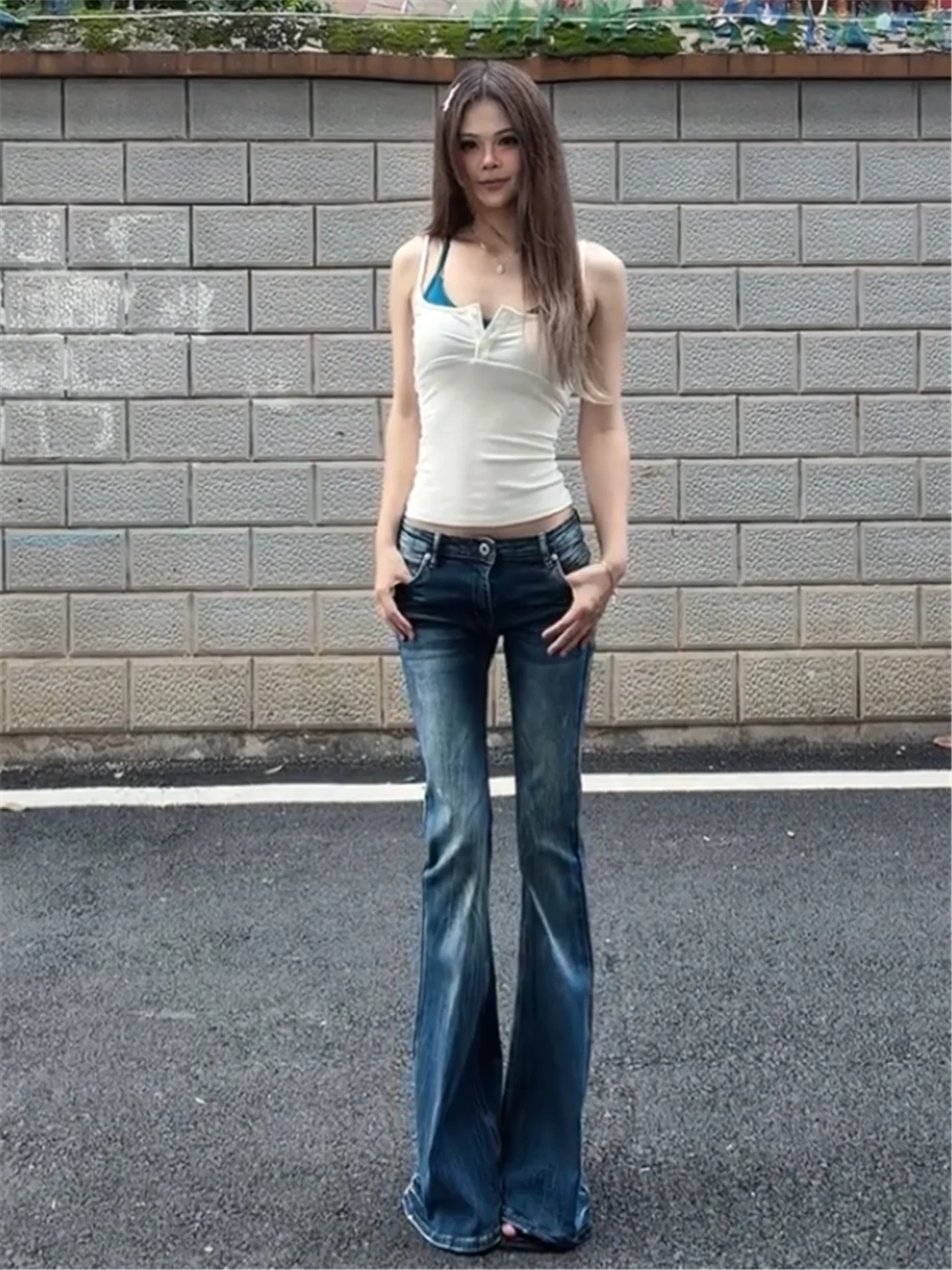 Low-Waist Bell-Bottom Jeans Women's Slimming Extended Length American Street Style Summer Jeans Cotton Soft Washed Casual
Low-Waist Bell-Bottom Jeans Women's Slimming Extended Length American Street Style Summer Jeans Cotton Soft Washed Casual