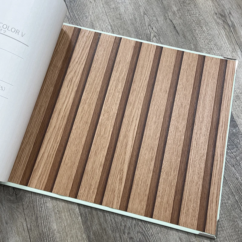 3D Vintage Style Faux Wood Panel Vinyl Wallpaper Roll Retro Brown PVC Cafe Bar Background Decor Vertical Stripe Wall Paper
3D Vintage Style Faux Wood Panel Vinyl Wallpaper Roll Retro Brown PVC Cafe Bar Background Decor Vertical Stripe Wall Paper