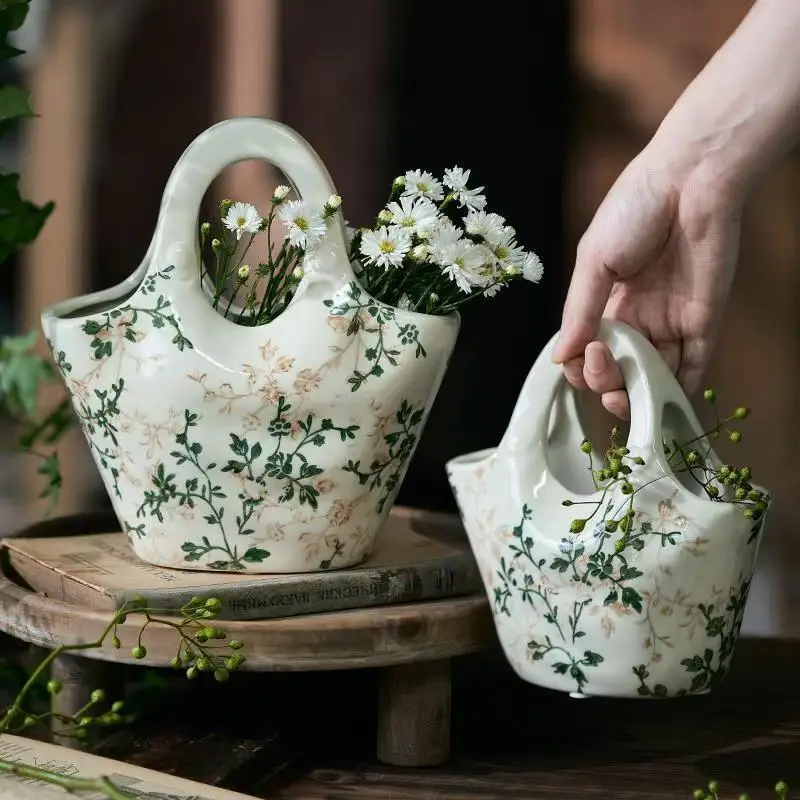 INSHandbag Ceramic Vase Ornament Chinese Living Room Flower Arrangement Hydroponic Creative French Retro Pastoral Style High-End
INSHandbag Ceramic Vase Ornament Chinese Living Room Flower Arrangement Hydroponic Creative French Retro Pastoral Style High-End