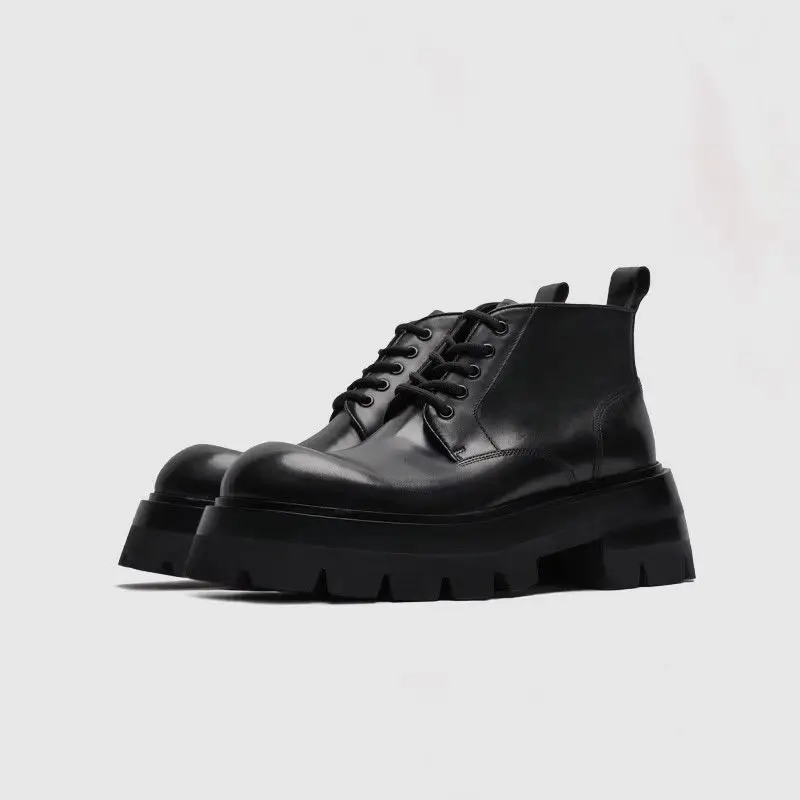 Autumn Winter Men's Boots High Top Black Leather Shoes mid Top Work Boots Motorcycle Style British Style Fashionable
Autumn Winter Men's Boots High Top Black Leather Shoes mid Top Work Boots Motorcycle Style British Style Fashionable