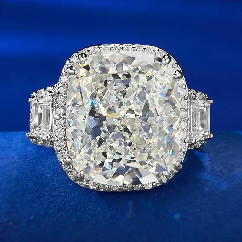 2023 New Luxury 100% 925 Real Silver 12*14mm White G Lab Moissanite Rings Women Engagement Ring Party Fine Jewelry Female Gifts
2023 New Luxury 100% 925 Real Silver 12*14mm White G Lab Moissanite Rings Women Engagement Ring Party Fine Jewelry Female Gifts